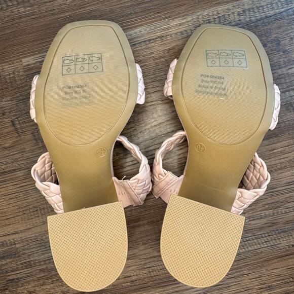 Journee Collection Melissa blush pink size 9.5 WD woven mule sandals block heel - Picture 5 of 10